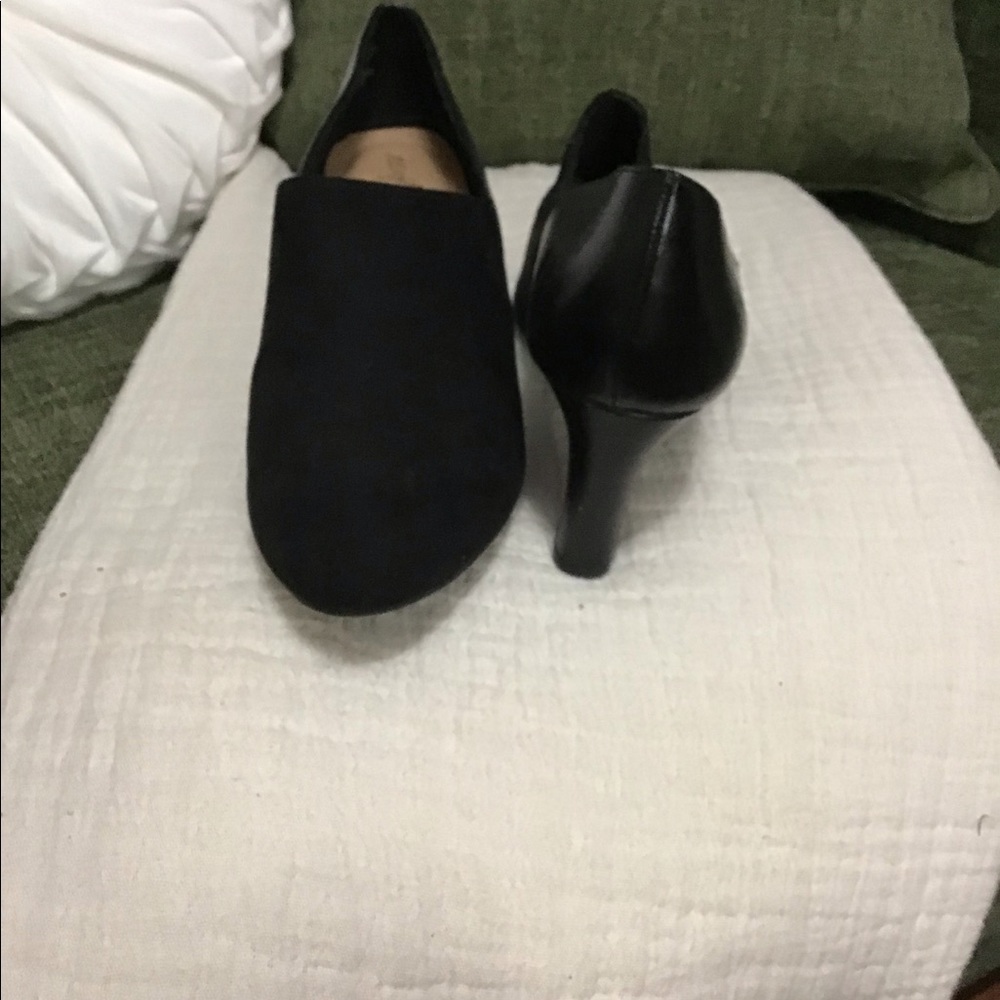 Half leather/ Half suede